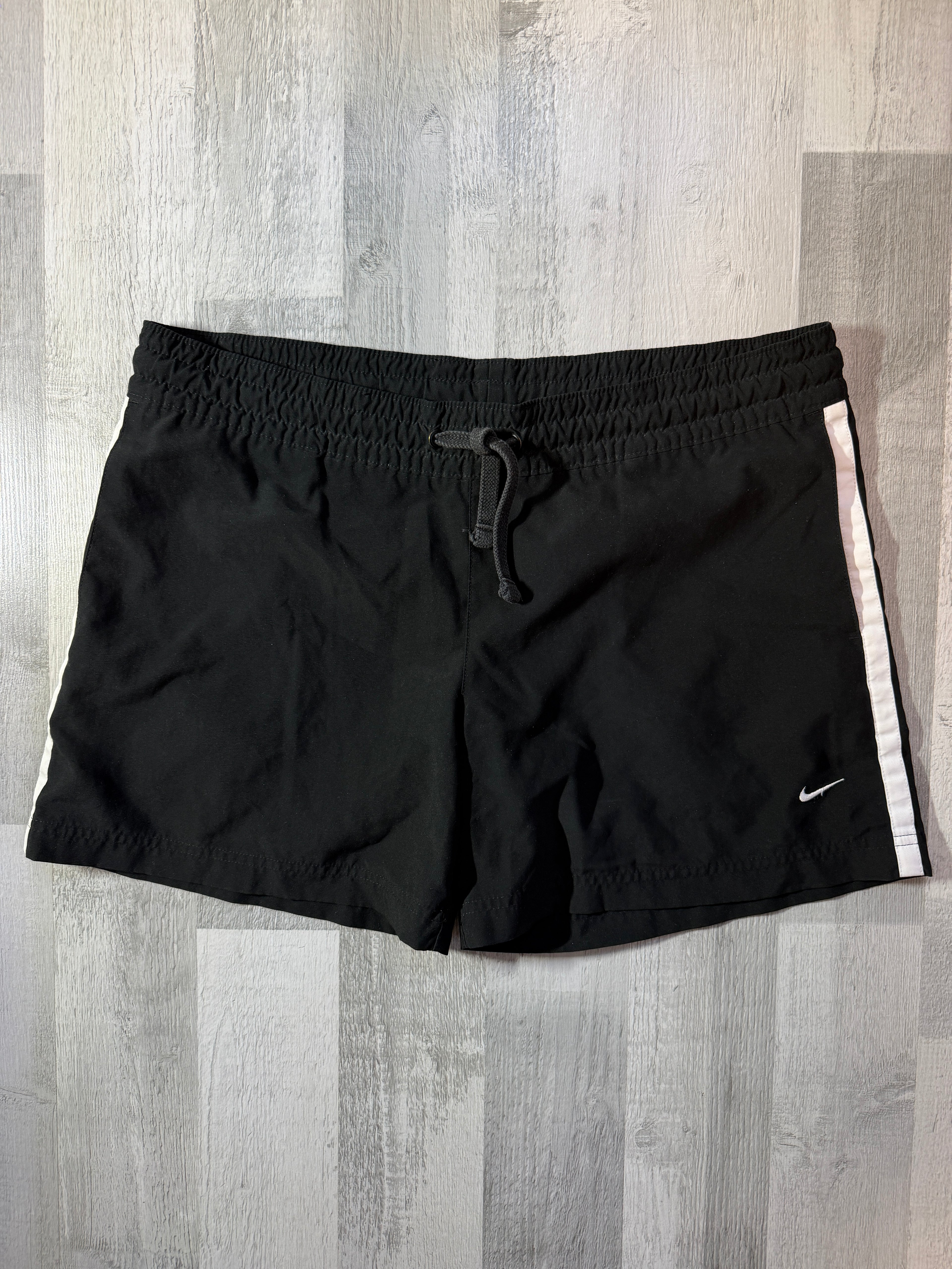 Nike Rövidnadrág ( M - L )