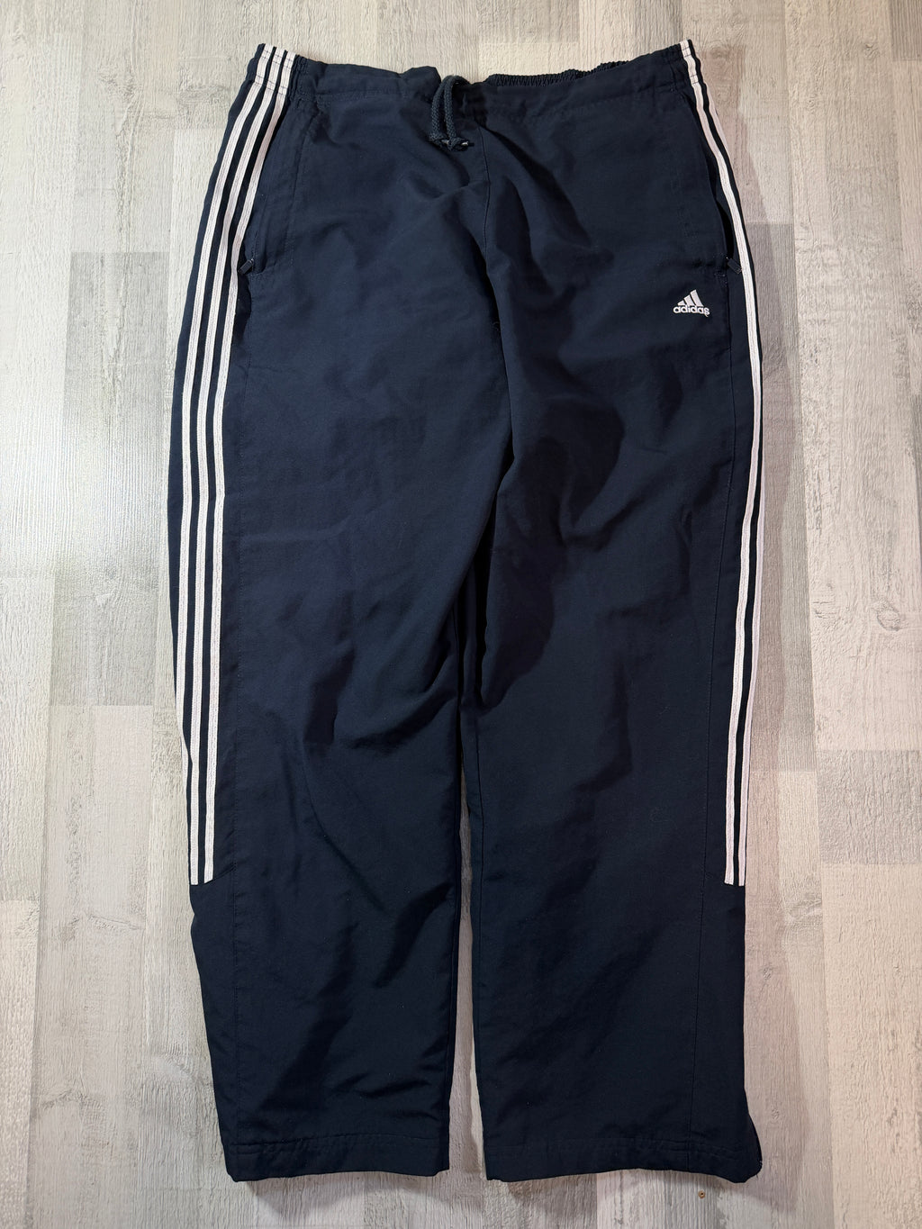 Adidas Susi ( L )