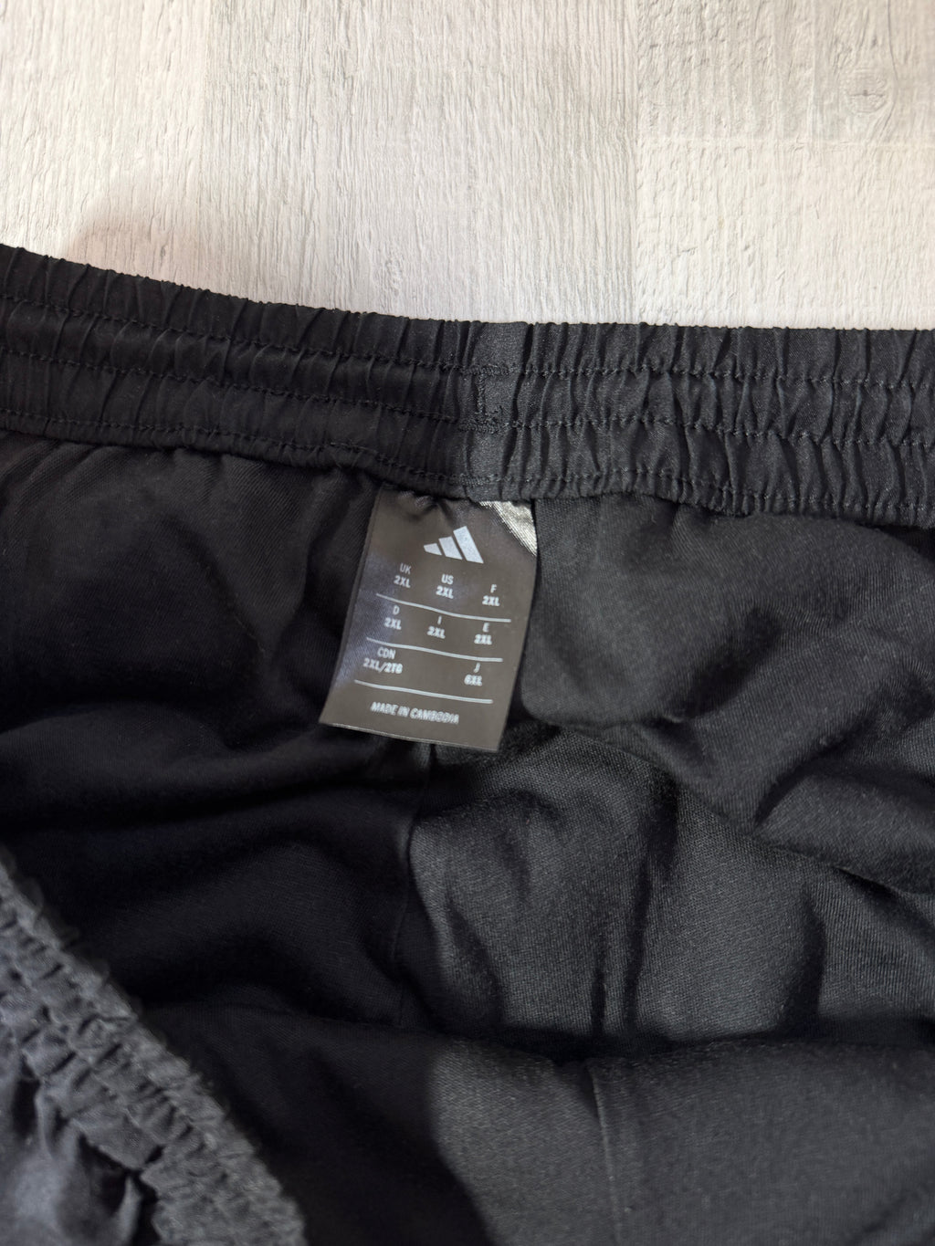 Adidas Susi ( XXL )