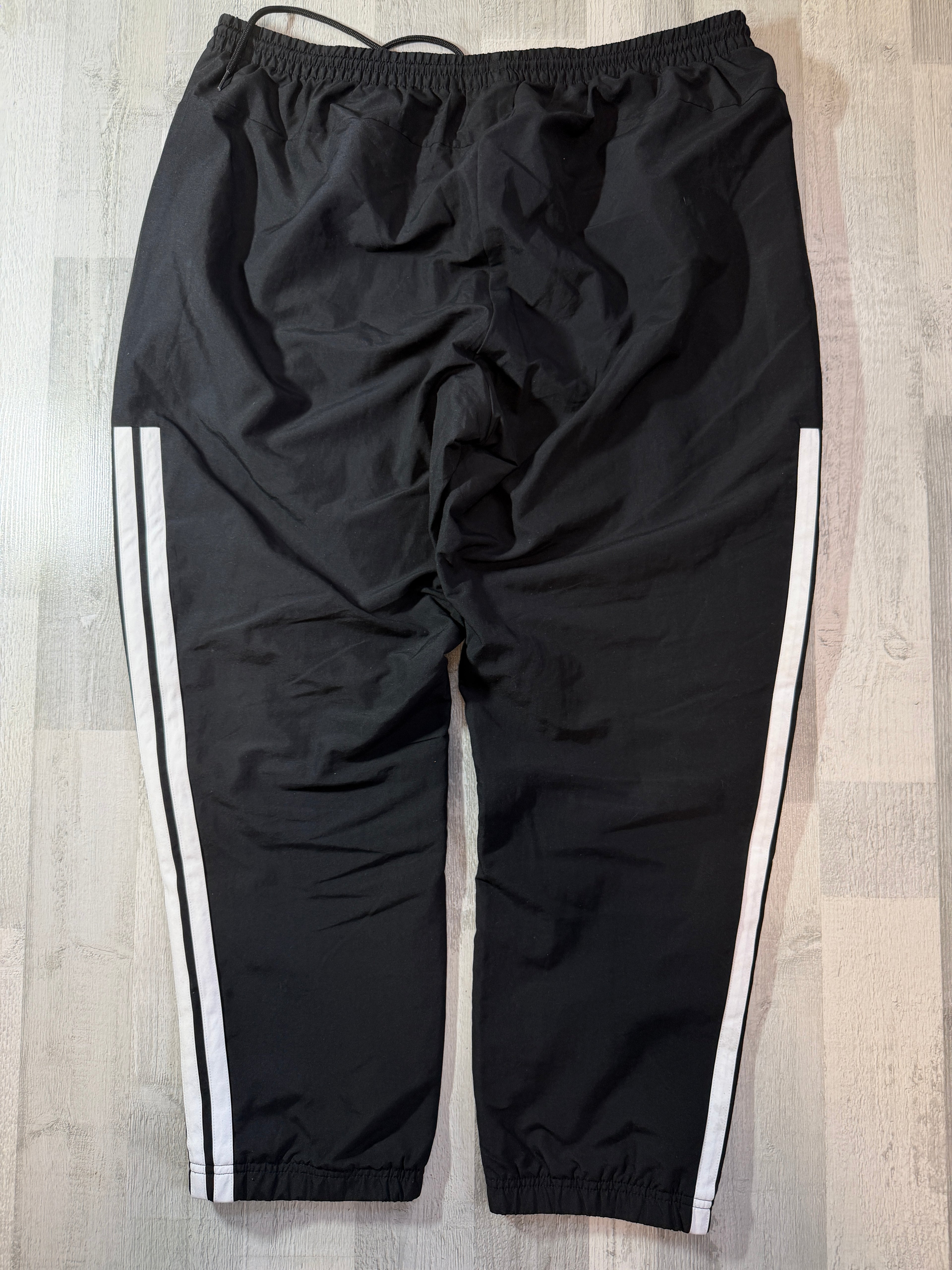 Adidas Susi ( XXL )