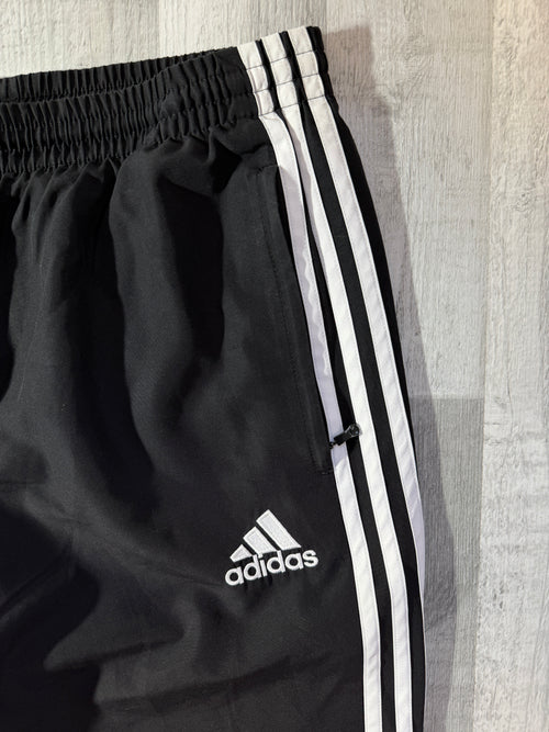 Adidas Susi ( M - L )